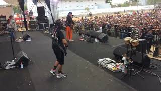 Download lagu Iwan Fals - bangunlah putra Putri Pertiwi (live konser) mp3 Download lagu Iwan Fals - bangunlah putra Putri Pertiwi (live konser) mp3
