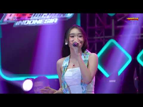 BUKIT BERBUNGA - DIFARINA INDRA ADELLA ARUMANIA TEAM