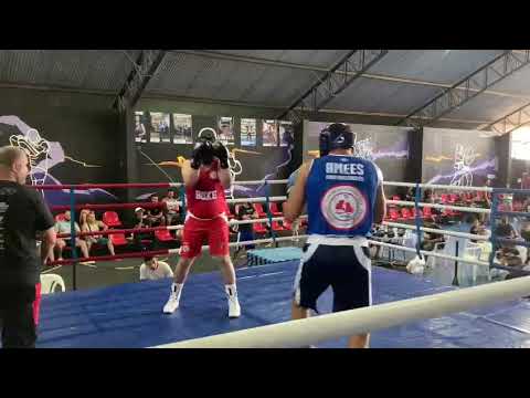 inter de mogi na categoria elite..campeão nocaute no 2 round