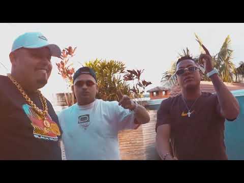 ESFREGANDO NO MALADRO - MC JHEY,MC CR DA ZO ( DJ REMIZEVOLUTION FEAT DJ CR DA ZO )