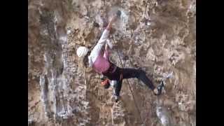 preview picture of video 'Stasa Gejo climbing Corto, Mišja peč, 2012.'