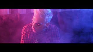 GIONNYSCANDAL - ANGELO IN BLUE JEANS (OFFICIAL VIDEO)