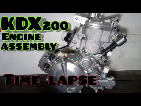 KAWASAKI VINTAGE KDX200 ASSEMBLY TIME LAPSE