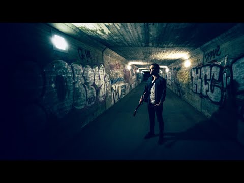 RIKU RAJAMAA - Low Budget (Official Video)