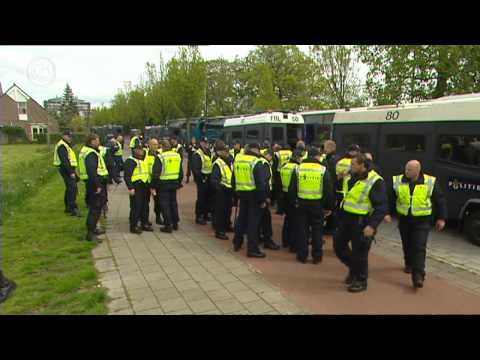 Plysje-aksje, wedstriden ûnwis