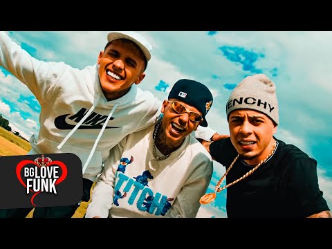 UM DIA EU ME VI SORRINDO ATOA - MC TUTO, MC VINE7 E MC ROBS · DJ BOY