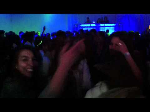 VAN BREDA @ SCHOOLS OUT - GUARDA