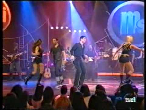 Videoclip de Mariana Mambo — Chayanne