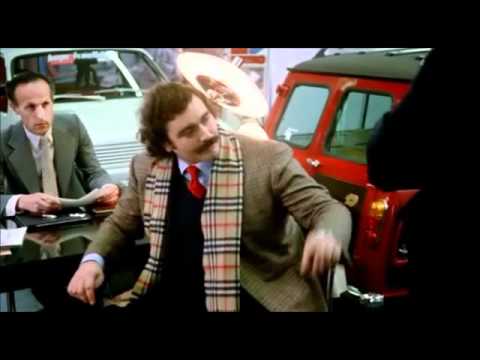 Eccezzziunale Veramente - Scena salone d'automobili