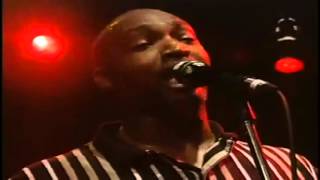 Screaming Headless Torsos Smile in a Wave (jack johnson cover)