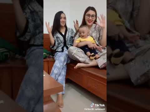 NELLA KHARISMA & AYU TING TING ( ENTAH APA YANG MERASUKIMU ) SALAH APA