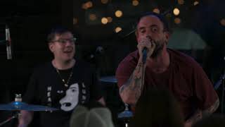 IDLES - 1049 Gotho (Live on KEXP)