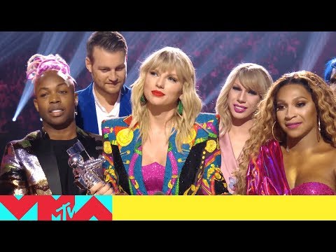 Taylor Swift Wins Video of the Year | 2019 Video Music Awards thumnail