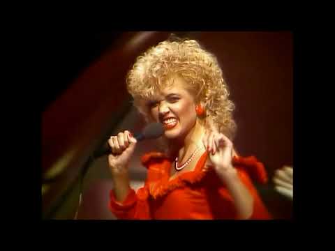 Emly Starr - Key To Your Heart