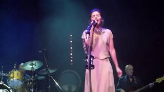 Katie Melua - On The Road Again (Live Zénith Arena Nantes 06-12-2013)