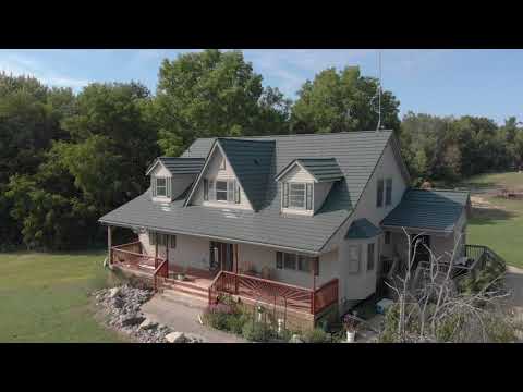 Rustic Shingle Aluminum Roof in Forest Green