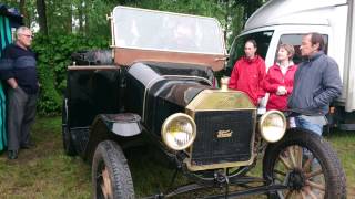 preview picture of video 'demarrage Ford T Runabout 1908'