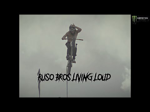 RUSOBROS LIVING LOUD - Bikes & Metal Music