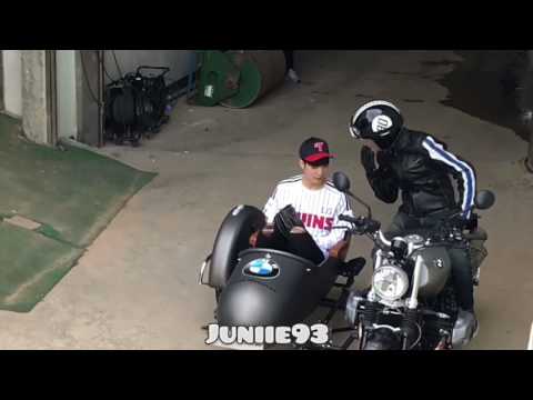 170806 JR at Baseball match TWINS team