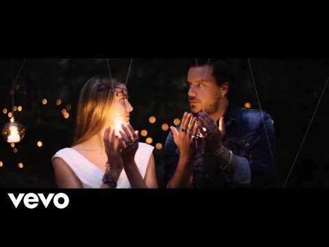 Brice Conrad - Hands Are Shaking (version électro) (Clip officiel) ft. Louisa Rose