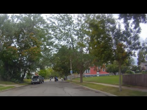 Driving In The Streets Of Des Moines, Iowa