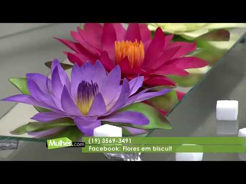 Biscuit Lotus Flower by Alessandra Assi - September 27, 2017 - Mulher.com - P3/3