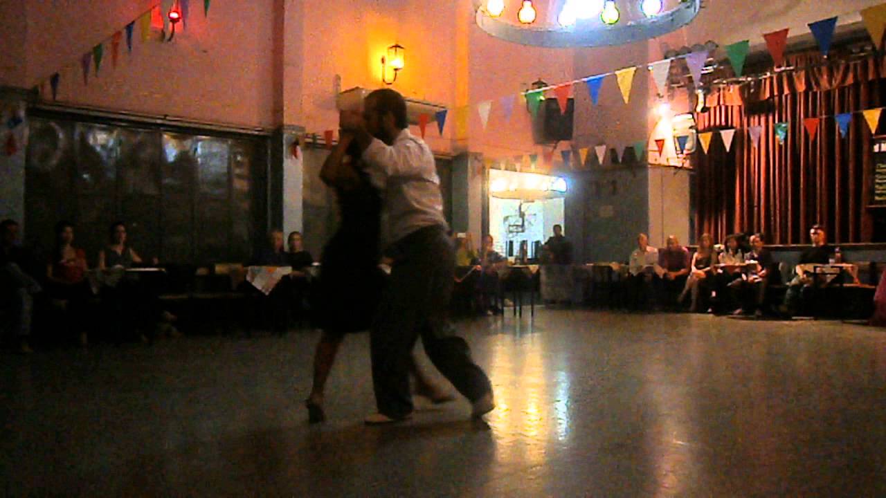 Video thumbnail for Corina Herrera y Pablo Rodriguez en El Motivo, 3/11/2014