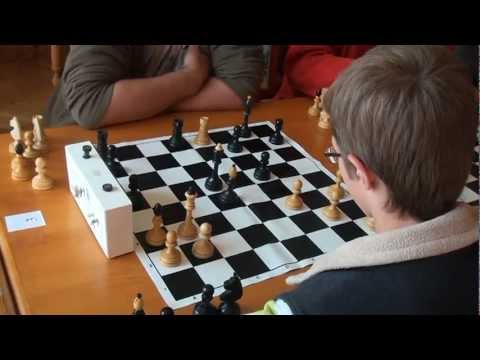 3.3. Jerguš Pecháč - FM František Vrána 1/2 - 1/2