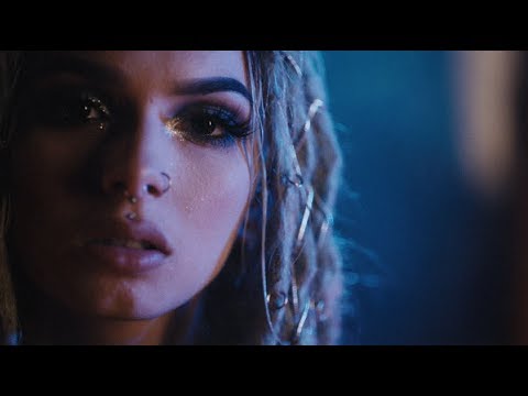 Zhavia — Candlelight