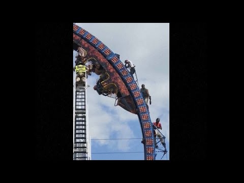 WATCH: Wisconsin roller coaster riders trapped upside down