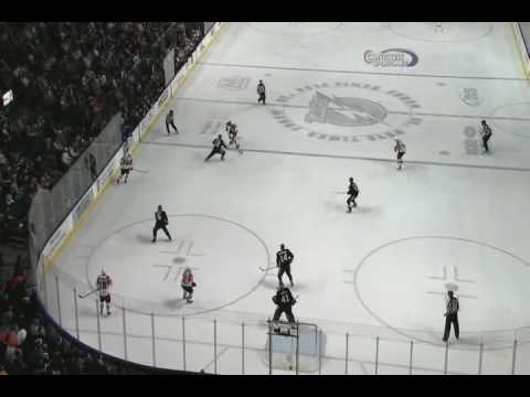 Mike Richards scores vs Lightning - 12-23-09