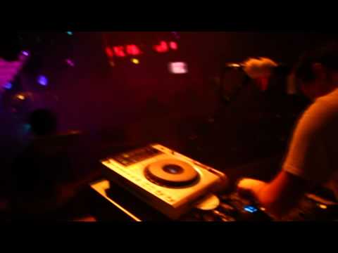 Extrait 2 Benita ft. Robbie Neji - Yesterday