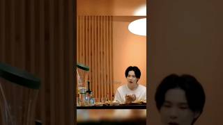 Download lagu Yoongi talks about the time he cried during the pandemic [Suchwita Ep. 13] #suga #suchwita mp3