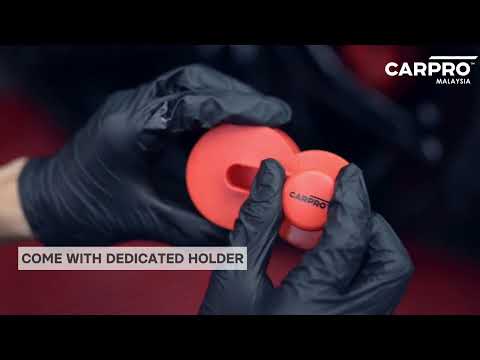 CARPRO DarkSide tyre brush - аппликатор с держателем для чернения резины и пластика - фото 1 - id-p3058729539