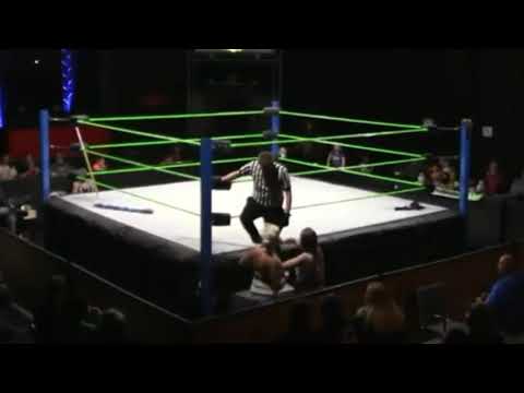 Sarahdox vs Crystal rose