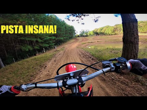 Andando no velocross com a crf 230 - pista insana