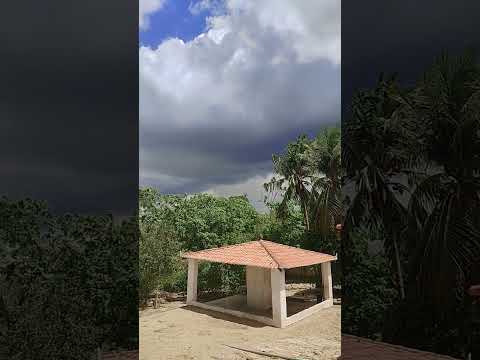 Cidade de Apuiarés-CE, bonito pra chover