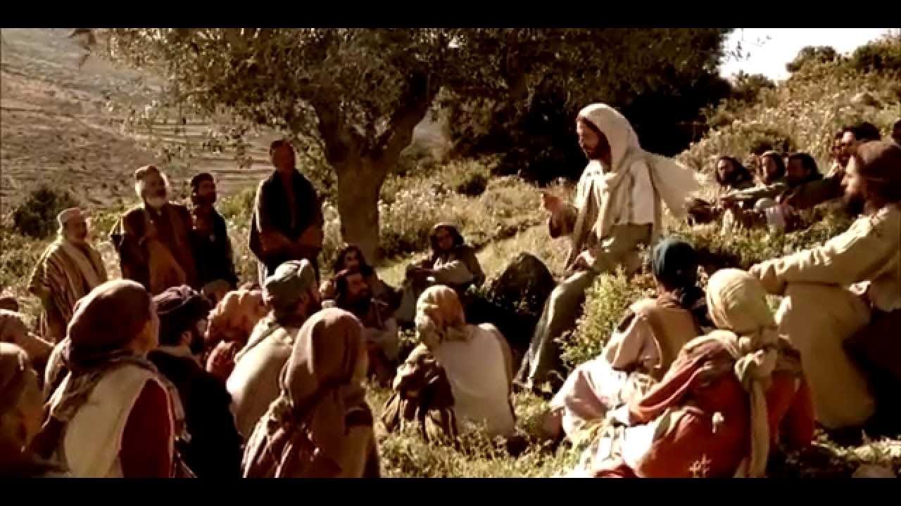 Lucas 6,39-45 - Pode um cego guiar outro cego? A boca fala do que o coração está cheio.