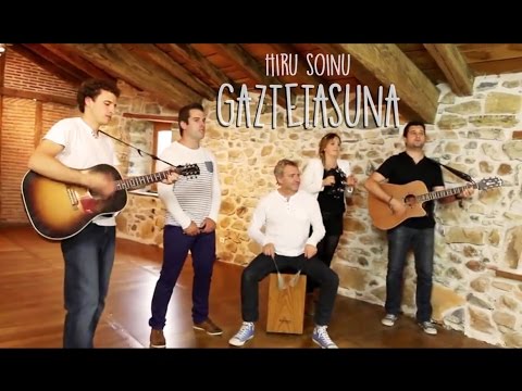 HIRU SOINU - Gaztetasuna