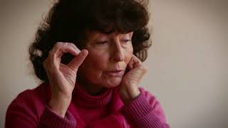 Linda Perhacs: Volkskrant interview & live at Janskerk at Le Guess Who? 2013