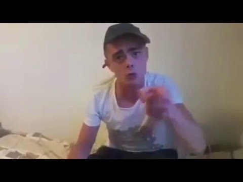 Tata rappertje in slaapkamer