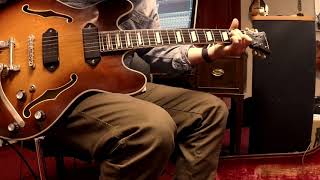 Video thumbnail for Gibson ES330 1960 vs Eastman T64v GB by Ian Meadows