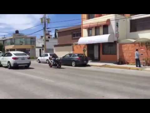 Bmw x4 vs ducati 848