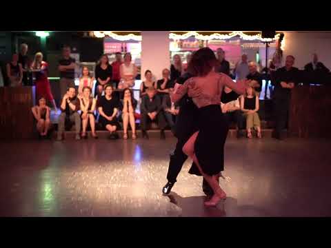 Majo & Rodrigo dancing D'Arienzo in Vienna | June 2023 (3/4)