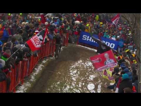 Cyclo-Cross World Championships Men's Elite Race - Mourey the early leader as the snow returns