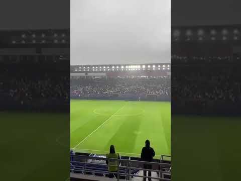 "Hinchada de Once Caldas copando Ecuador vs Independiente del Valle" Barra: Holocausto Norte &bull; Club: Once Caldas