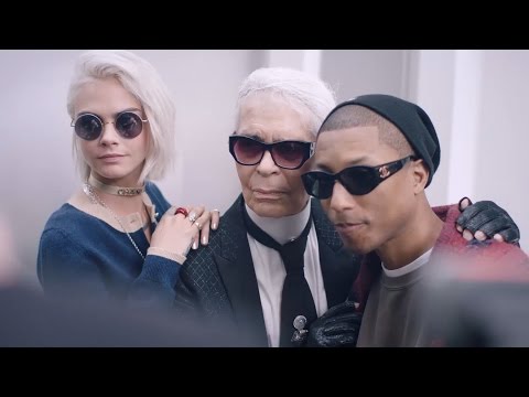 Chanel ready-to-wear Fall / Winter 17 - 18