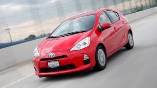 2014 Toyota Prius C Review - Kelley Blue Book