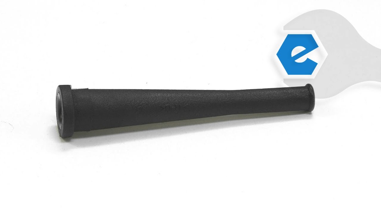 Replacing your Makita Hammer Drill Cord Guard 8