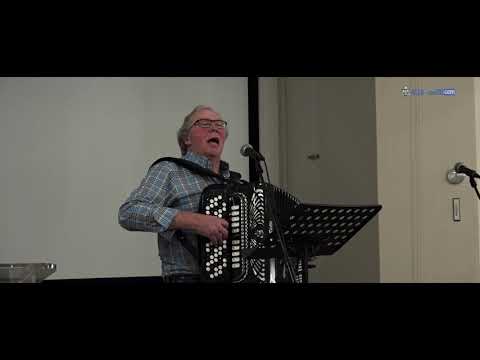 (1004) Terje Grandah:  Miraklenes Gud